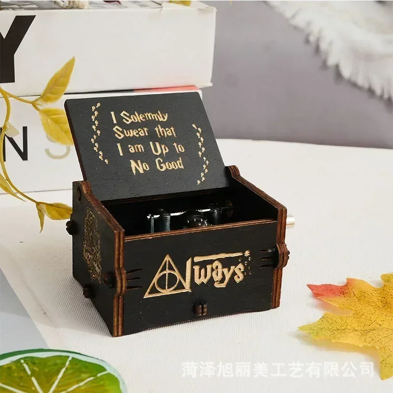 Woodworking Tv - Anime Themed Hand-cranked Music Box Wooden
